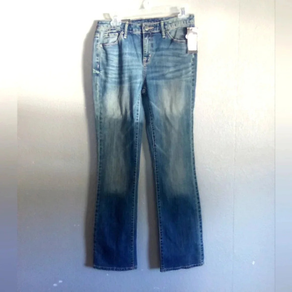 Mossimo curvy bootcut jeans size 4 ( box BD ) - Picture 1 of 3